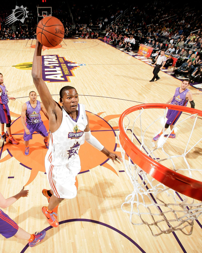 包含菲尼克斯太阳赛前篮板制胜；志在NBA常规赛名次提升；媒体盛赞；身体对抗强度拉满的词条