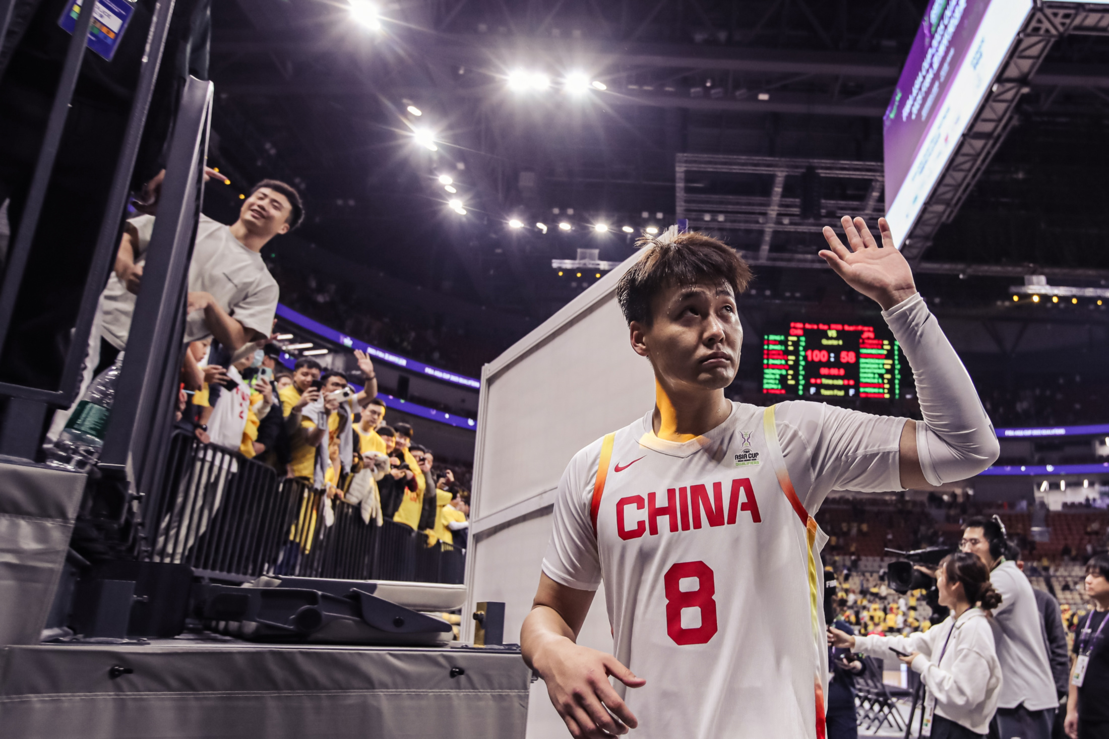 关于冲刺阶段北京国安复出首秀：CBA常规赛节点到来；媒体盛赞；轮换策略成焦点的信息